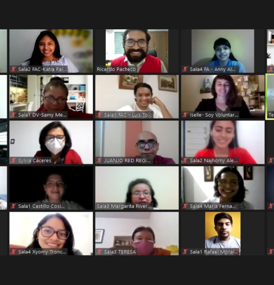 Voluntarios en encuentro regional del Ministerio de la Mujer