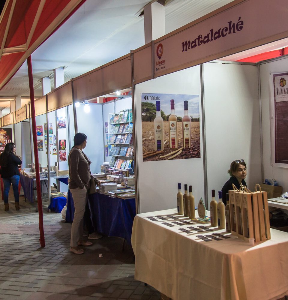 Feria-del-libro-bicentenario-2