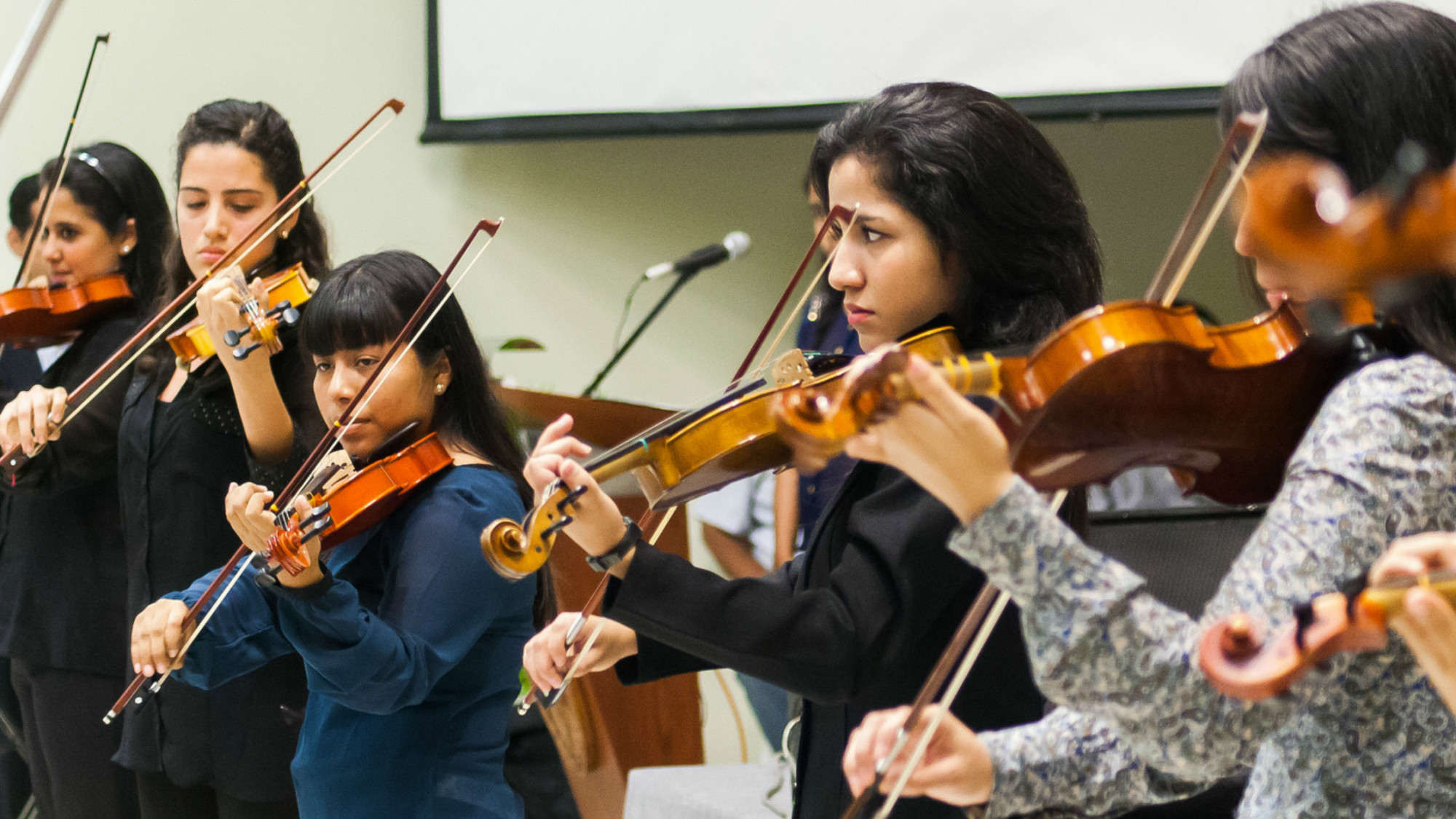 Las actividades artísticas ayudan a optimizar el manejo del estrés” » UDEP Hoy