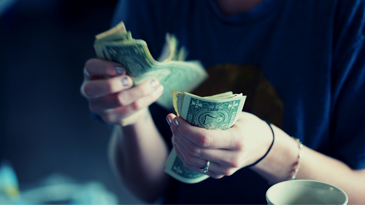 Considerar los costos y financiamiento de un posgrado