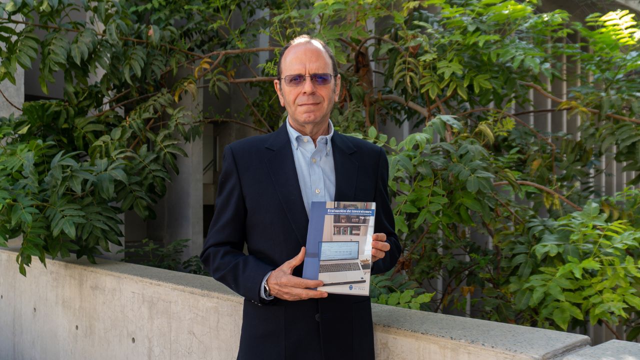 Publican un libro sobre evaluación de proyectos de inversión