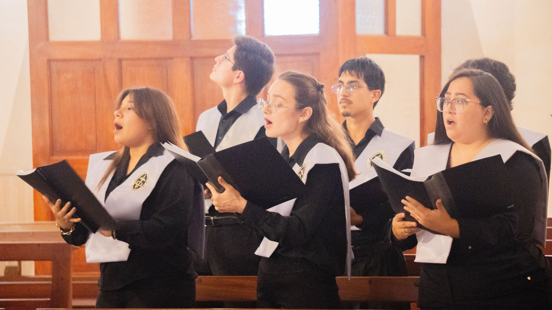 Coro UDEP