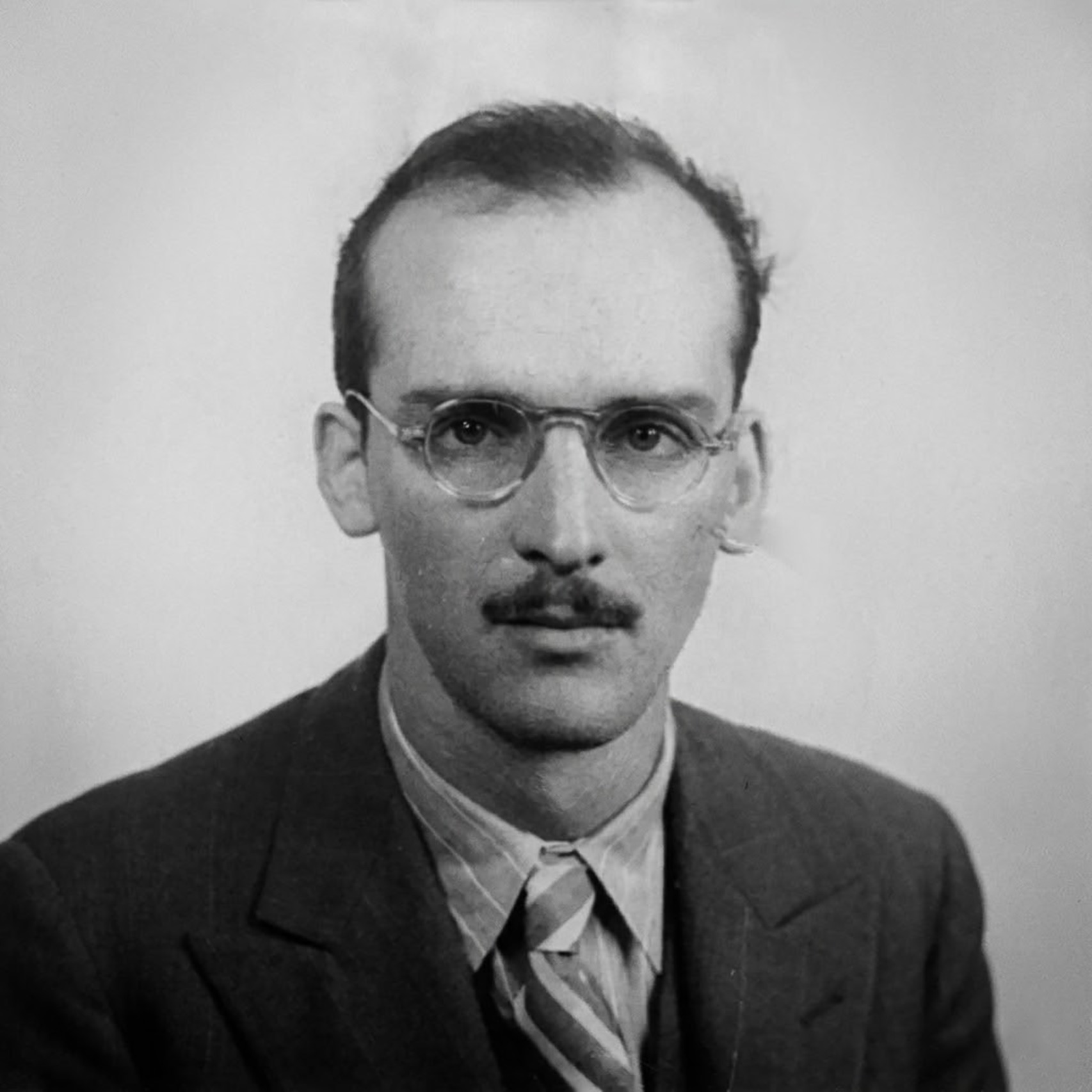 Retrato del arquitecto Enrique Seoane Ros