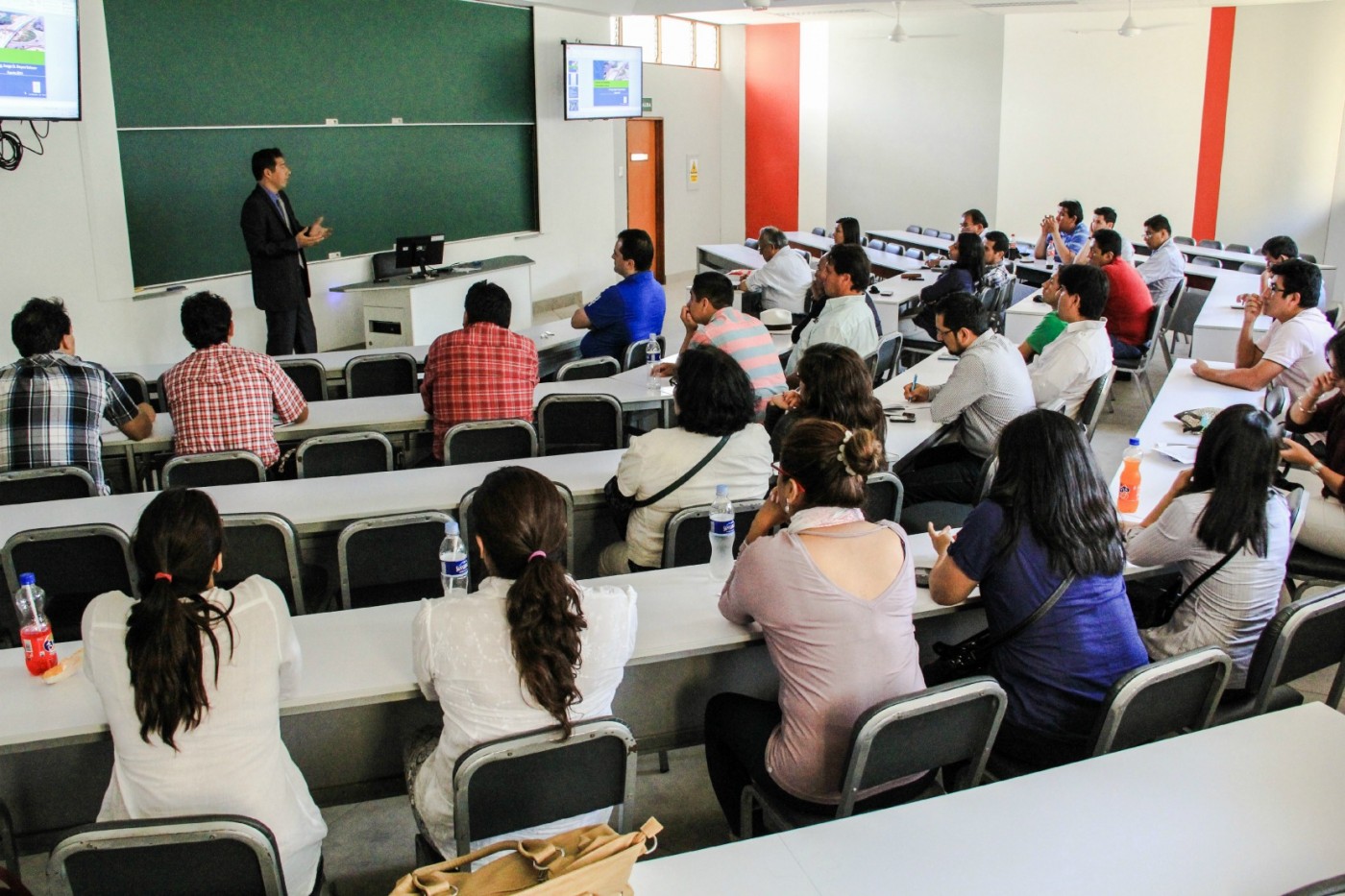 alumnos maestria udep3