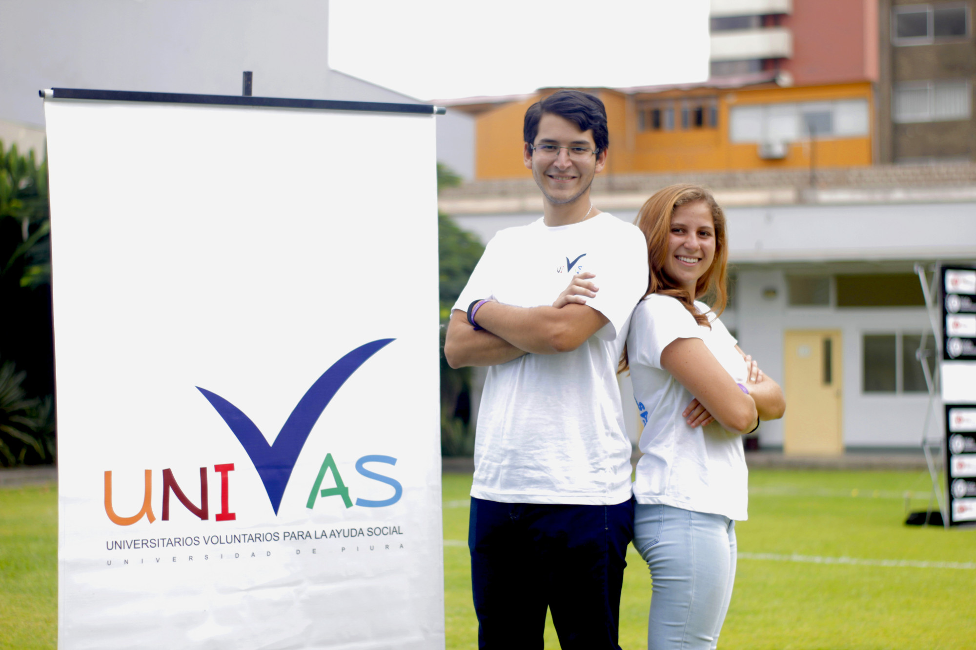 Sofía Navarro y Daniel Merino, miembros de la directiva de UNIVAS Campus Lima.